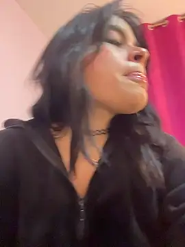 Sophie wyld online show from November 20, 2025, 11:37 pm