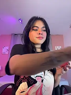 Sophie wyld online show from November 25, 2025, 3:28 am