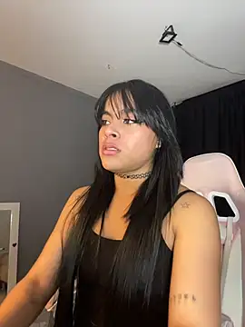 Sophie wyld online show from December 21, 2025, 8:49 pm