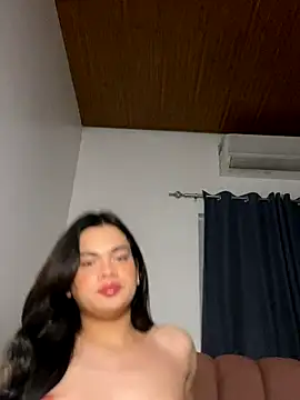 fairuu online show from November 23, 2025, 1:22 pm