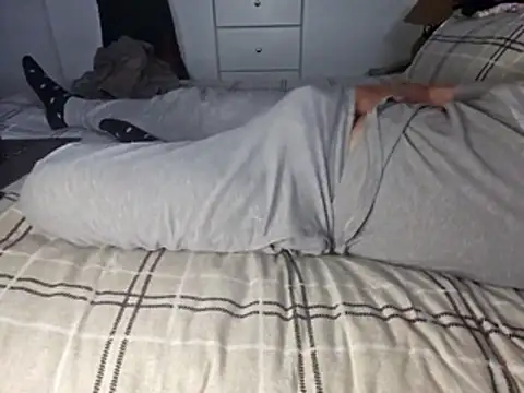 Cheekoy06 online show from November 25, 2025, 3:01 pm