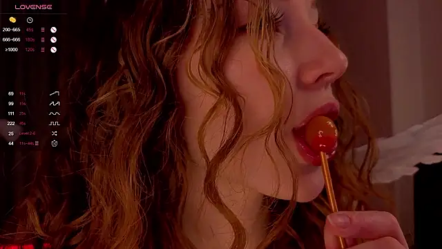 Alisavine online show from February 14, 2026, 7:54 pm