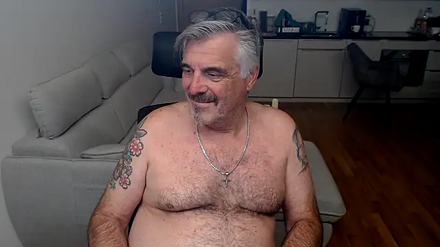 Buidapest online show from November 25, 2025, 12:54 am