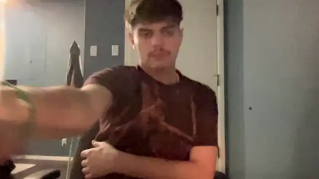 iceicebaby06 online show from November 17, 2025, 10:32 am