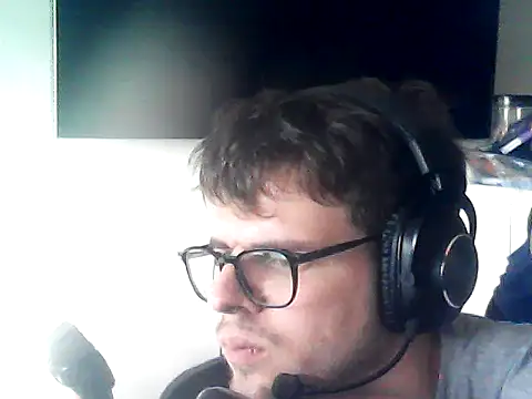 DesertedMonoxide online show from May 8, 2026, 4:12 pm
