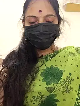 Queen-Neha online show from November 17, 2025, 9:53 pm