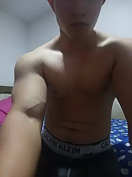 andrdosfn online show from July 24, 2026, 1:36 am