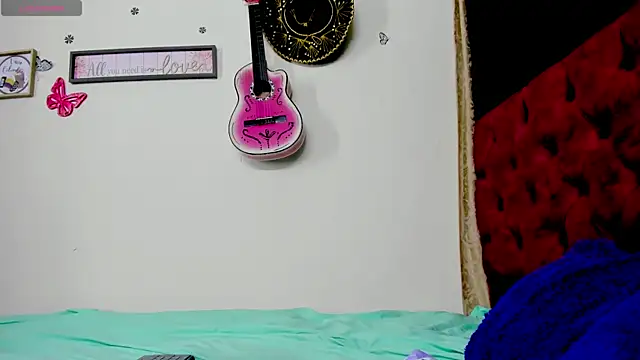  nanycute  online show from June 16, 2026, 1:41 am