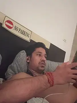 Jhonneeey online show from December 15, 2025, 12:48 am