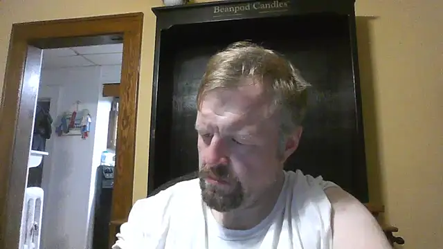 Snapshot of TheOneDonShaun chatting on April 22, 2026, 1:30 am TheOneDonShaun online show from April 22, 2026, 1:30 am