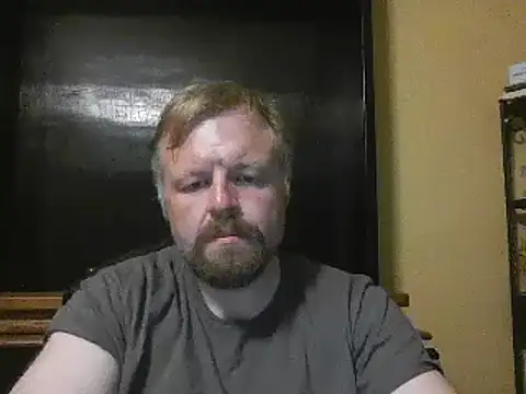 Snapshot of TheOneDonShaun chatting on April 29, 2026, 2:04 am TheOneDonShaun online show from April 29, 2026, 2:04 am