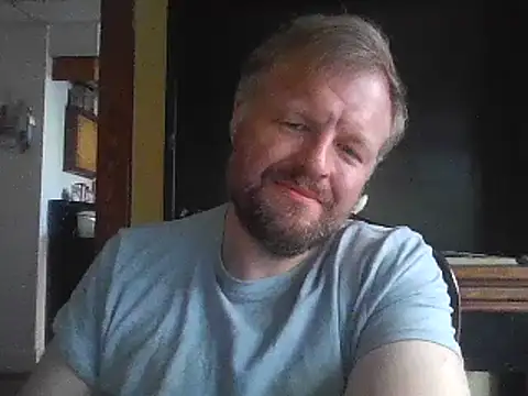 Snapshot of TheOneDonShaun chatting on May 20, 2026, 11:44 pm TheOneDonShaun online show from May 20, 2026, 11:44 pm