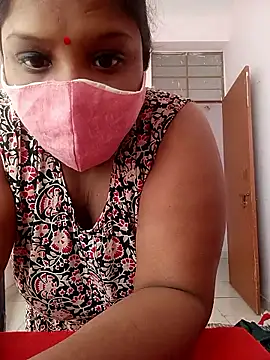 CUTE-LOVE-SWEETS online show from January 18, 2026, 4:27 am