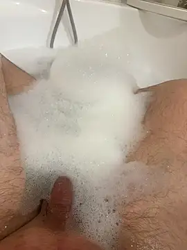 Snapshot of ChrissforFun chatting on November 17, 2025, 8:58 pm ChrissforFun online show from November 17, 2025, 8:58 pm