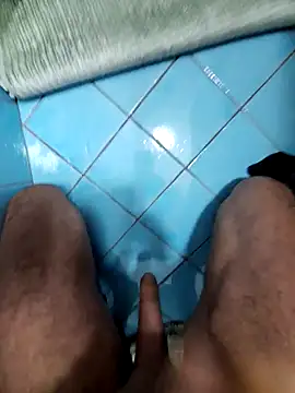 Snapshot of dickbigges12 chatting on February 13, 2026, 12:12 pm dickbigges12 online show from February 13, 2026, 12:12 pm