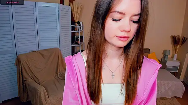 AngelesBenitz online show from March 29, 2026, 7:19 am