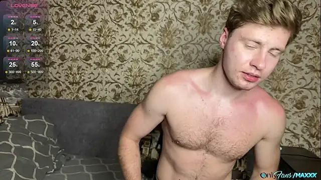 Snapshot of Maxhornyblondieman chatting on May 20, 2026, 5:41 pm Maxhornyblondieman online show from May 20, 2026, 5:41 pm