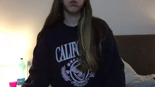 Martimartinaxx online show from March 24, 2026, 8:14 pm