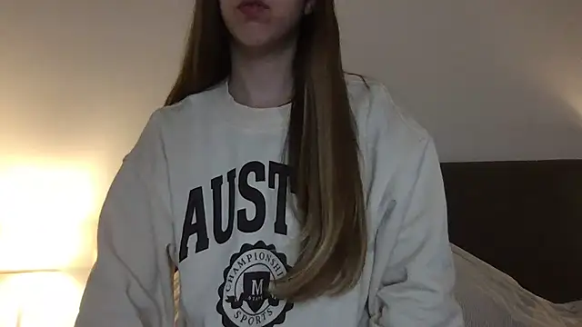 Martimartinaxx online show from March 30, 2026, 8:54 pm