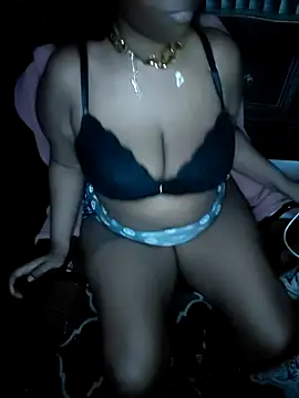 VenezuelaLuxeNoir online show from February 28, 2026, 12:06 pm