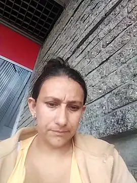 Mikela 19 online show from December 21, 2025, 7:10 pm