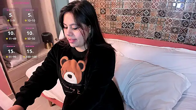 luna velvett  online show from December 2, 2025, 11:15 am