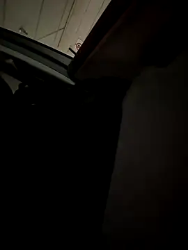 Dee212295 online show from November 18, 2025, 12:49 am