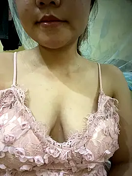 Snapshot of Sunset-yll chatting on November 27, 2025, 3:58 pm Sunset-yll online show from November 27, 2025, 3:58 pm