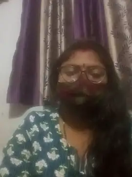 Simran62 online show from February 11, 2026, 6:35 pm