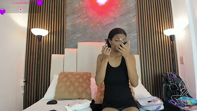 catiusca reyes 03 online show from February 22, 2026, 12:47 pm