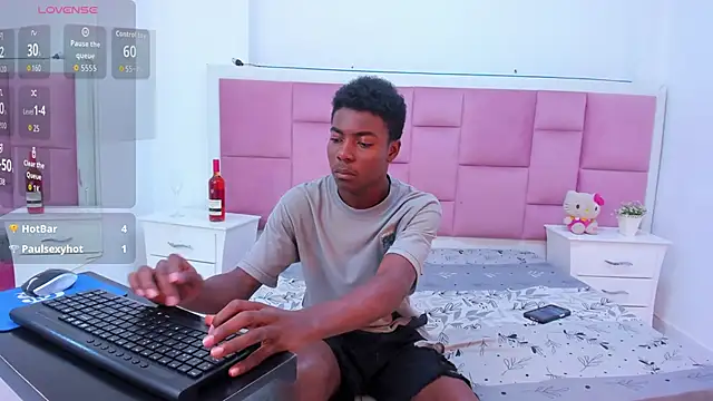 Snapshot of NoahJhonson69 chatting on November 26, 2025, 7:04 pm NoahJhonson69 online show from November 26, 2025, 7:04 pm