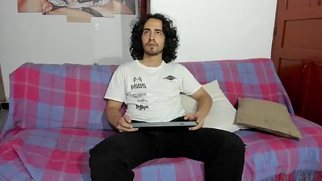 Jave rave online show from February 14, 2026, 8:38 pm