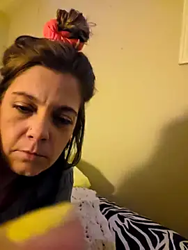 Drowning667 online show from April 9, 2026, 6:19 am