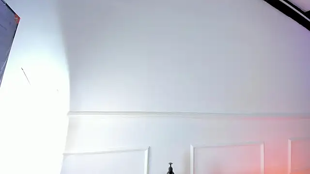 Sienarosewood online show from April 2, 2026, 4:21 am