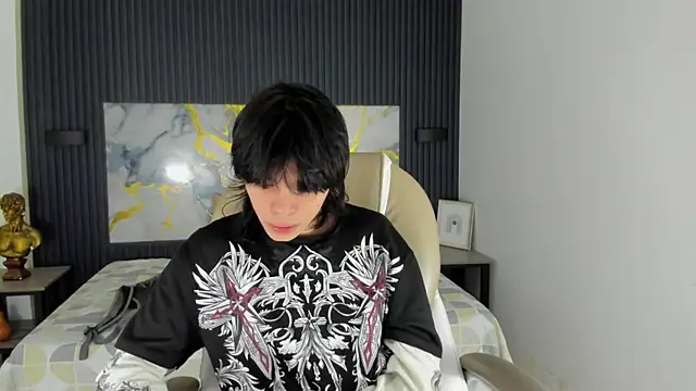 Snapshot of Sylasfrost chatting on December 2, 2025, 7:42 pm Sylasfrost online show from December 2, 2025, 7:42 pm