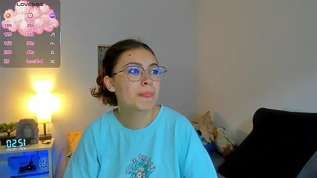 Snapshot of MarieTaylor_ chatting on May 10, 2026, 5:51 pm MarieTaylor online show from May 10, 2026, 5:51 pm