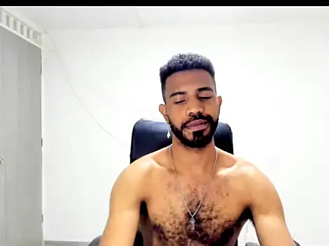 Snapshot of alberthot11 chatting on April 7, 2026, 1:44 pm alberthot11 online show from April 7, 2026, 1:44 pm