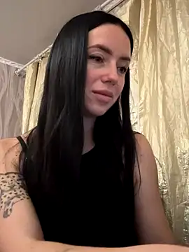 KamilaSy online show from November 19, 2025, 11:16 pm