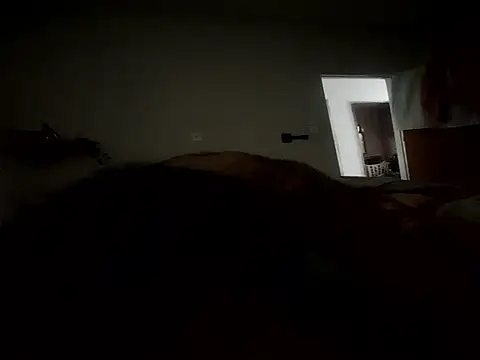 Bruninhahot86 online show from November 20, 2025, 12:38 pm