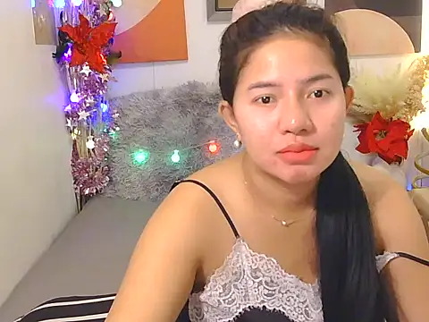 Asiantresha online show from November 19, 2025, 1:05 am