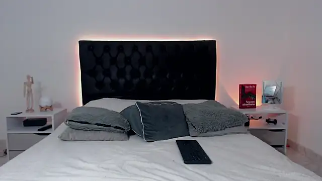 ray Weeed online show from November 27, 2025, 12:35 am