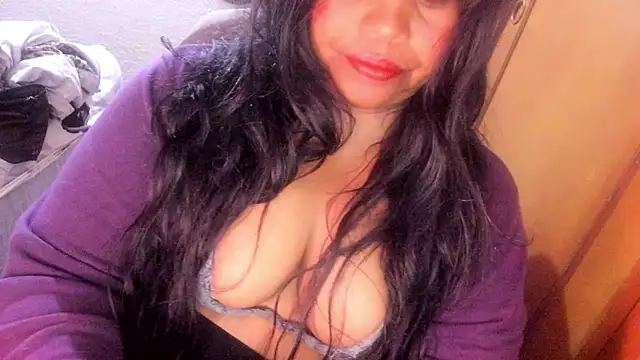 ebonycamelia online show from May 27, 2026, 10:51 pm