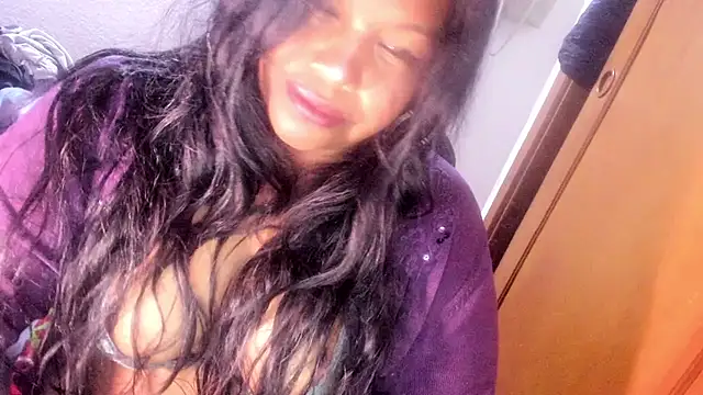 ebonycamelia online show from May 29, 2026, 11:03 pm