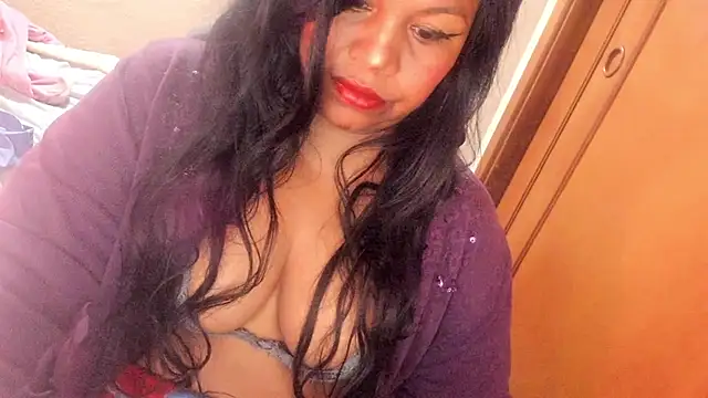 ebonycamelia online show from June 8, 2026, 5:24 pm