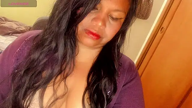 ebonycamelia online show from July 20, 2026, 8:22 pm