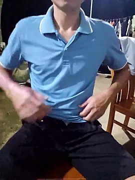 huykkk99 online show from February 28, 2026, 5:03 pm