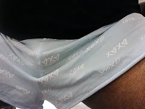 Snapshot of blue_roy chatting on July 23, 2026, 5:22 pm blue roy online show from July 23, 2026, 5:22 pm