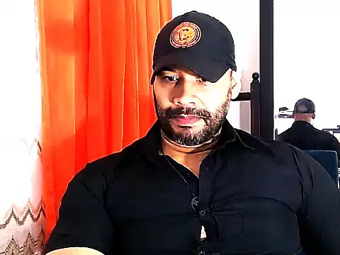 musclehetero online show from May 21, 2026, 1:34 am