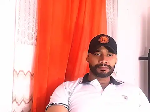 musclehetero online show from May 26, 2026, 5:20 pm