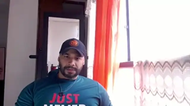 musclehetero online show from July 28, 2026, 6:07 pm